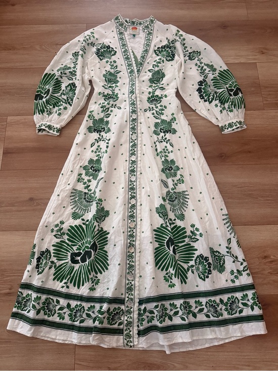 FARM Rio Dresses & Skirts - FARM RIO Forest Soul White and Green Floral Maxi Dress size MEDIUM